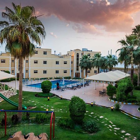 Boudl Al Malaz Aparthotel Riyadh Ngoại thất bức ảnh