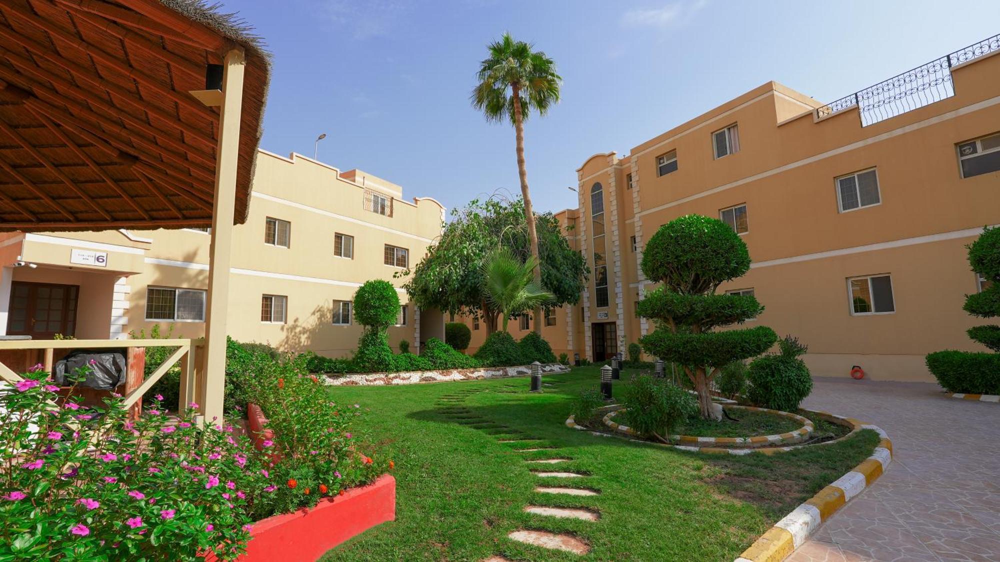 Boudl Al Malaz Aparthotel Riyadh Ngoại thất bức ảnh